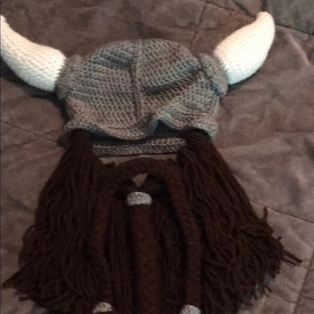 Viking hat with beard